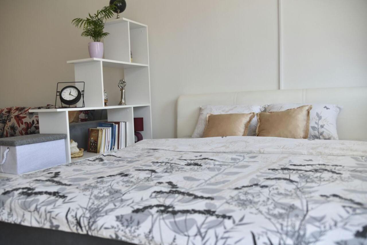 Luna Apartman Brčko Buitenkant foto